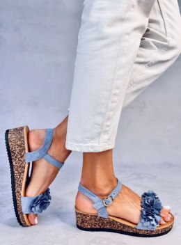Sandałki na koturnie z kwiatami PIONTER BLUE